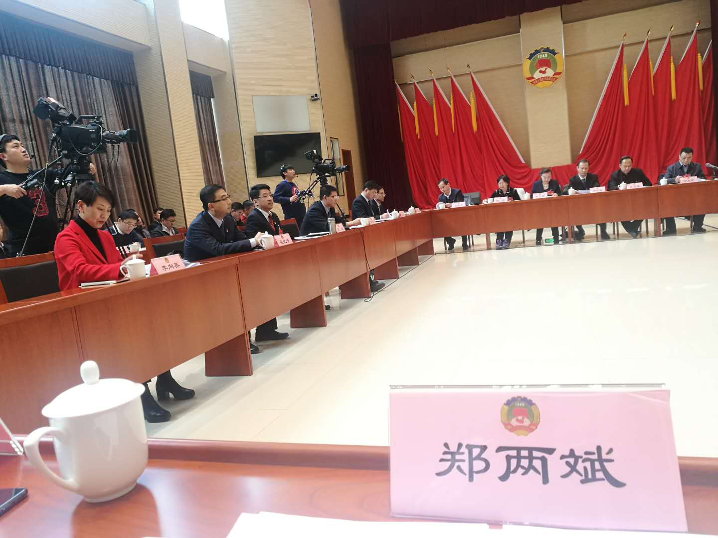 順義區(qū)政協常委、仟億達集團董事長鄭兩斌受邀參加政協北京市順義區(qū)第五屆委員會次會議召開協商議政座談會