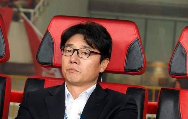 忘穿内裤坐公交被疯狂进去视频